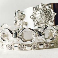 Srebrna bransoleta z kryształkami Swarovski