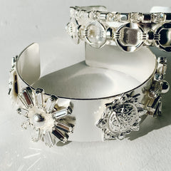 Srebrna bransoleta z kryształkami Swarovski